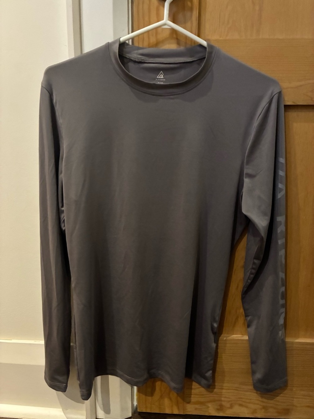 Ripzone Long-Sleeve Performance Tee - Charcoal Gray